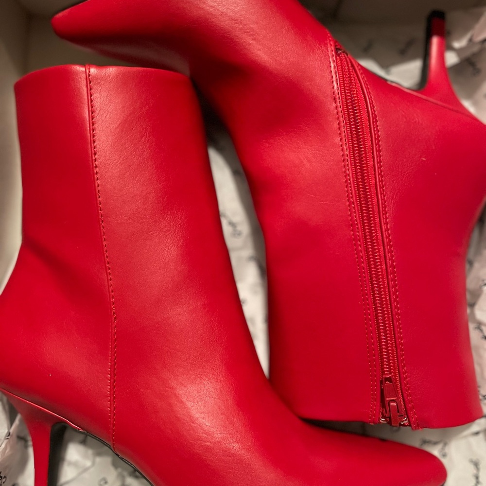Qupid red heel boots